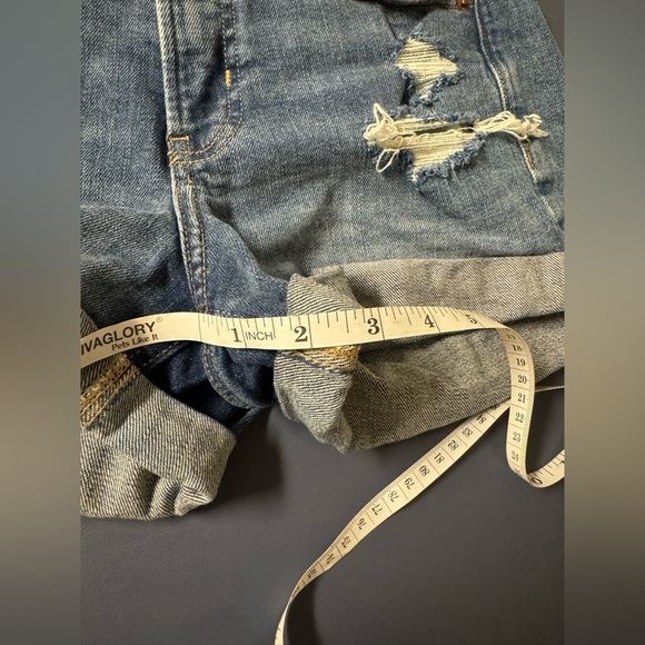 Women's Old Navy Denim Jean Shorts Size 6 OG Straight High Rise Distressed - Picture 7 of 7